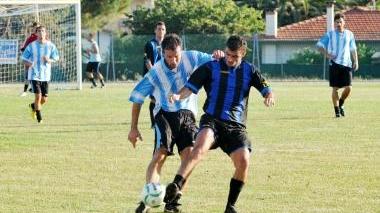 Matteo D’Alessandro, autore di un gol, marcato dal venturinese Daniele Petricci