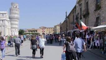 Prima il furto, poi le lacrime