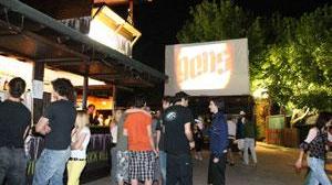 Serata in discoteca e provini per andare al Grande Fratello