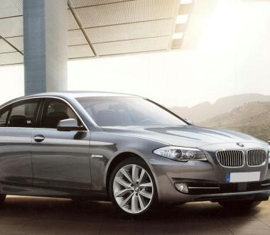 <b>PROVINCIA.</b> La Bmw serie 5 in uso alla giunta Marras  