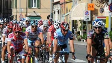 Un momento della gara iridata Amatori Uisp dell’anno scorso sempre sulle strade della Valdera