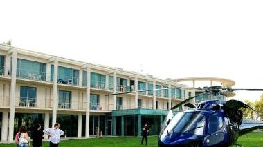 In tanti all'inaugurazione del servizio di elicottero