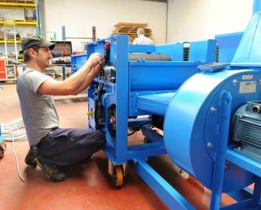 Un operaio al lavoro 