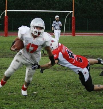 Un momento di una partita di football americano  