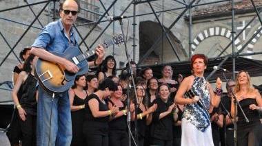 The Last Standing (a sinistra Mirco Vannucchi) sul palco del Pistoia Blues