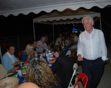 Il sindaco Mauro Favilla alla cena della protezione civile  