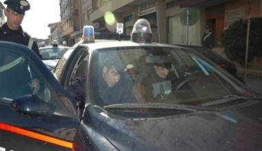 Rubano l'auto della protezione civile tre ragazzini arrestati poco dopo