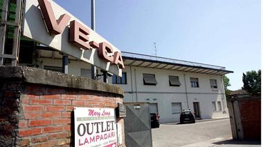 Muore cadendo dal capannone, arrestato il titolare della ditta