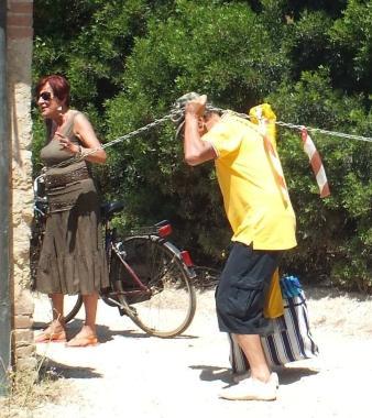 La catena che chiudeva il passaggio per la spiaggia 