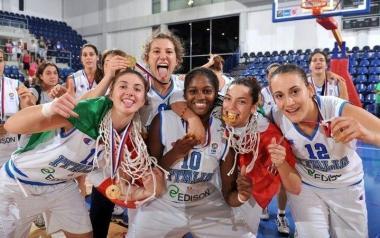 Nene Diene con la maglia di Le Mura e in Nazionale agli Europei 