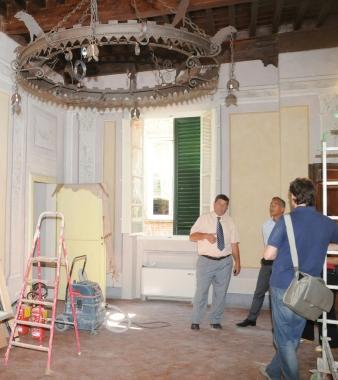Lavori a casa Puccini e sopra il luogo scelto per il negozio del museo 