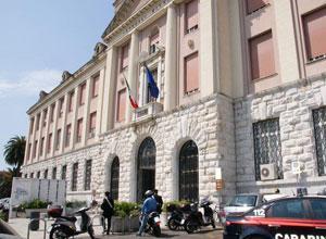 Stroncato da un infarto mentre fa visita al padre in ospedale