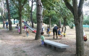Il parco giochi di Bassa 