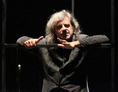 <b>IN SCENA </b>Alessandro Bergonzoni sabato a Follonica   