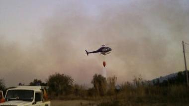 L’intervento per spegnere l’incendio che è scoppiato martedì al Gagno
