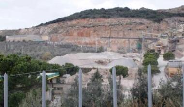 Una delle cave in concessione a Sales  