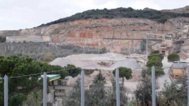 Una delle cave in concessione a Sales