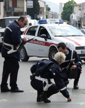 Rilievi dei vigili su un incidente 