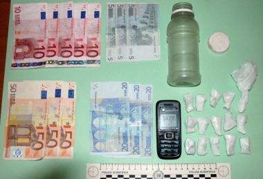 Il materiale sequestrato dalla polizia