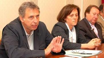 Giugno 2008: il sindaco Cosimi chiama in giunta Paola Bernardo. Sotto: Di Rocca