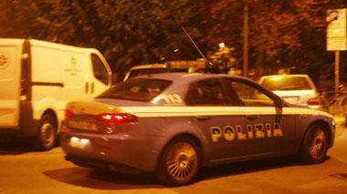 Tre furti nella notte nella zona di viale Carducci