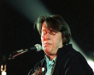 Fabrizio De Andr&egrave; in uno dei suoi ultimi concerti 