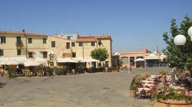 Piazza Matteotti a Capoliveri