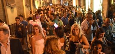 Una notte di shopping e musica lungo le strade di Roccastrada