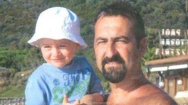 Oggi c'è un babbo che festeggia il compleanno. Per lui c'è un messaggio ...