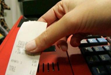 E c'è chi accetta solo contanti