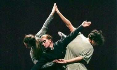  La scuola "Arte danza" di Chiara Ribechini, sita a Peccioli nella zona industriale, ha ...