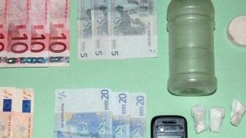 Cocaina e soldi sequestrati al pusher marocchino