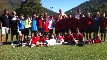 <b>IN ALTURA. </b>Il gruppo dell’Antignano a Pievepelago