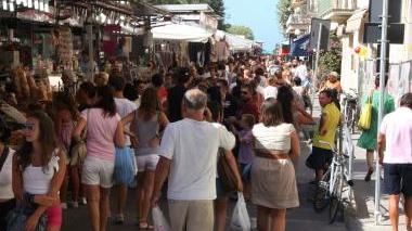 Buratti: «La Destra? Cerca visibilità»