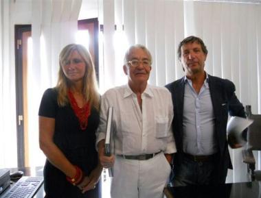 Bruno Ambrosi con lassessore Bernardini e il sindaco Zubbani     