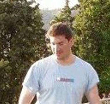 Sopra la vittima Massimo e a fianco lomicida Giuseppe 