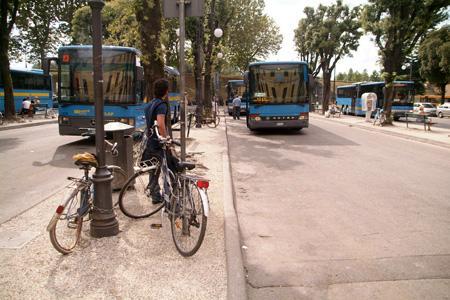 Raccolta rifiuti, uffici al pubblico, trasporto: servizi non garantiti per sciopero