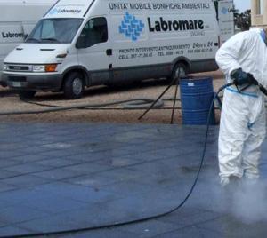 Gettano il mercurio, nella via deve intervenire la Labromare