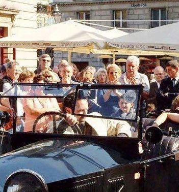 Una Lancia Lambda depoca  