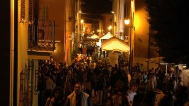 Al Salotto del Vino di Montecarlo serate fra cibo, buon bere e cultura