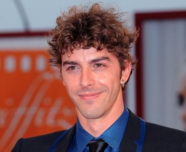 Lattore Michele Riondino far&agrave; parte del cast di Acciaio 