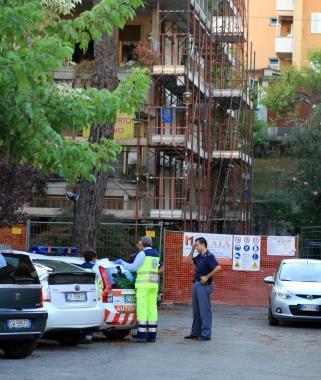Il cantiere di via Bellini dove &egrave; avvenuto lincidente sul lavoro in cui ha perso la vita limprenditore edile Francesco Maraia 
