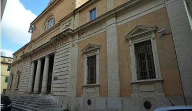 Abusi su un bambino di tre anni, inchiesta della procura