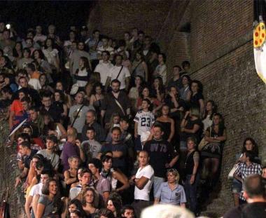 Il pubblico sui ponti medicei   