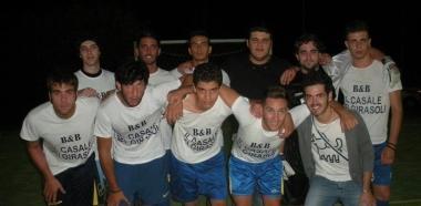 <b>MUNDIALITO.</b> La formazione del Capalbio City che si &egrave; aggiudicato il torneo battendo il Casal del Brizzi per 6-5   