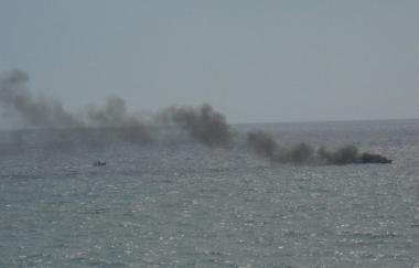 Lo yacht che, dopo aver preso fuoco, &egrave; colato a picco davanti a Sabaudia 