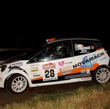 Gabriele Tognozzi al volante della Renault Clio R3/Pegaso Team 