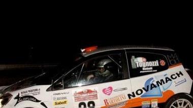 Gabriele Tognozzi al volante della Renault Clio R3/Pegaso Team