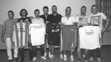 La presentazione delle maglie del Cantagrillo