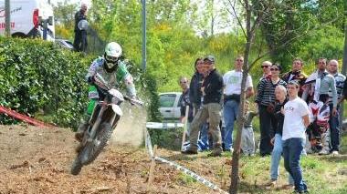 <b>ADRENALINA.</b> Un giovane impegnato in una gara di enduro